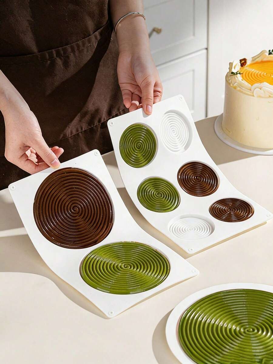 Khuôn nướng silicon xoắn ốc 3D 2 khoang/6 khoang, khuôn đa năng làm mousse, sô cô la, thạch và kẹo, lý tưởng cho việc trang trí bánh ngọt và fondant. Khuôn bánh bền và dẻo, phù hợp cho các dụng cụ và phụ kiện làm bánh DIY.