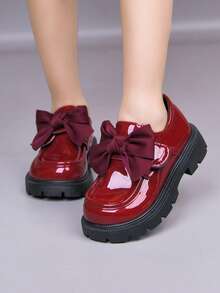 Girls' Patent Leather Princess Shoes, Soft Bottom English Style Student Shoes, Spring/Autumn Children Shoes, Little Girls' Loafers - Red - View 1