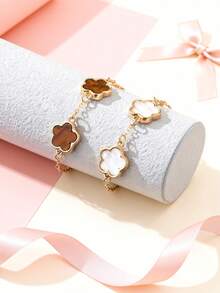 New Fashionable Lucky 5-Leaf Clover Bracelet For Women, Delicate Minimalist Friendship Gift, Birthday Present - one-size - View 5