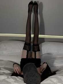 1双性感黑色蕾丝吊袜带，时尚女士连裤袜，适合春秋季穿着