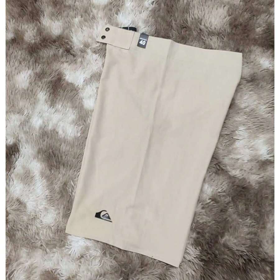 Quiksilver Men's Bermuda Shorts With Back Pocket, Basic Premium Summer, Casual, Pool, Beach - 米色 - 查看 1