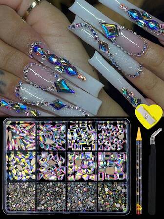 12 rutnät/ask 3D nagelkonst legering ädelsten strass smycken berlocker hjärta kristall smycken stenar material 12 rutnät nagel nagel diamant strass smycken, multi-stil blandad med olika former av glasdekoration nagelkonst passar, kan användas för nageldekoration kläder ansikten gör-det-själv-användning