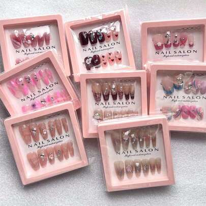 Unhas Postiças Decoradas – Modelos Luxuosos e Prontos para Uso