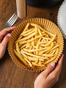 50/100pcs Air Fryer Disposable Paper Liners, Non-Stick Air Fryer Baking Paper, Round Air Fryer Parchment Paper, Microwave Baking Non-Stick Oil Paper, Kitchen Accessories, Tools - Brown - View 3