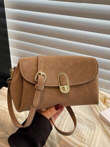 复古百搭扭锁设计单肩包，适合日常出行、约会和用餐。 - 彩色 - 查看 13