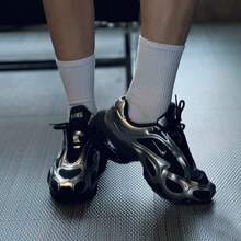 Nike Women's New Air Max Muse SE Cushioned Air Bubble Sports Running Shoes - Silver/Black - View 2