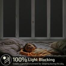 1 rolka folii zaciemniającej, zaciemniająca i termoizolacyjna, matowa folia zapewniająca prywatność, odpowiednia do szkła, blokuje światło słoneczne, umożliwiając sen w ciągu dnia, przyczepna, do wielu zastosowań, 100% ochrony przed promieniowaniem UV, ochrona prywatności, odpowiednia do wnętrz, domu, biura, kuchni i innych pomieszczeń