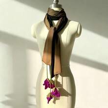 Bufandas de gasa para mujer con flores 3D, elegantes y contrastantes colores, ideales para fiestas de vacaciones. - marrón café - Ver 5