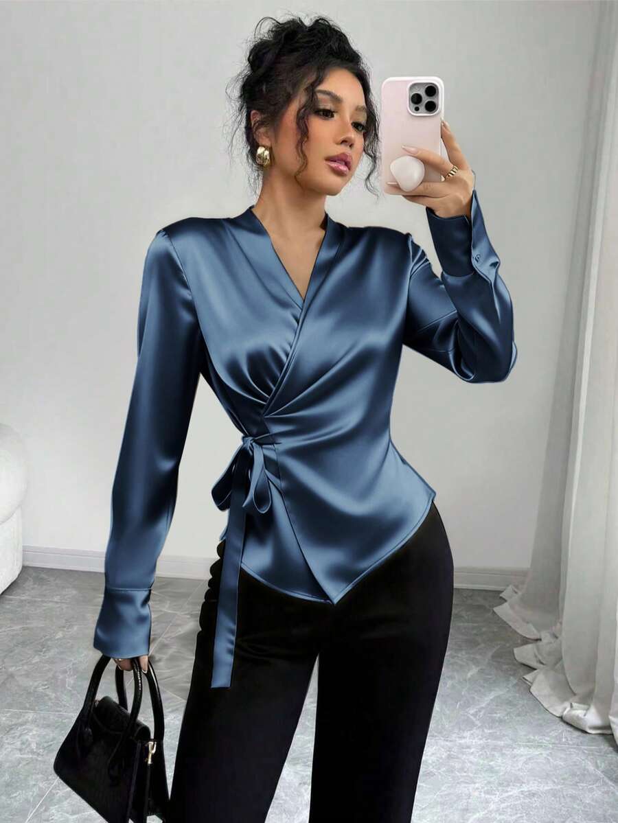 女士印花长袖优雅衬衫，适合通勤、休闲商务、秋冬季圣诞节派对度假、约会、情人节约会、新年春季等场合。 - 藏蓝色 - 查看 1