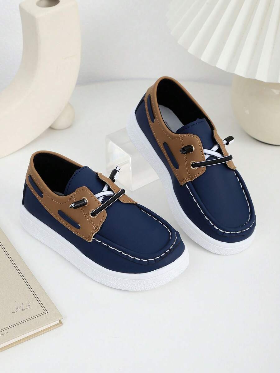 1 Pair Kids Lightweight Casual Retro Slip-On Boat Shoes, Soft Sole Comfortable Loafers, Boys Casual Sneakers - Navy Blue - View 1