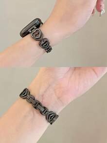 New Double Heart Metal Chain, Smart Watch Band, Compatible With Apple Watch Series 1/2/3/4/5/6/7/8/9/10/SE/Ultra, 38mm 40mm 41mm 42mm 44mm 45mm 49mm, Fashionable & Elegant Women's Premium Watch Accessory - Black - View 3