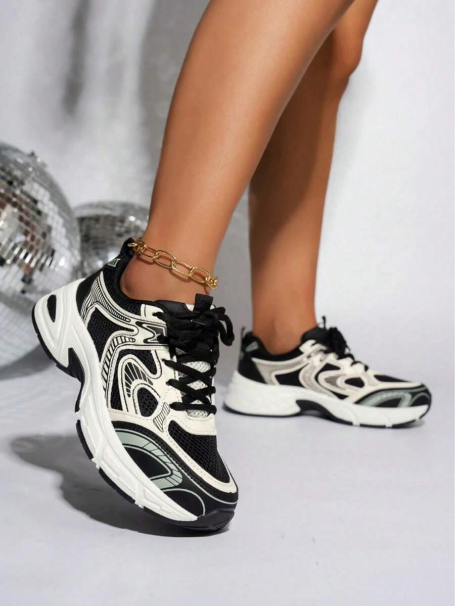 2025 Women's All-Season Breathable Mesh Running Shoes – Thick-Sole Heightening Athletic Casual Shoes - 黑色 - 查看 1