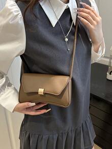 محفظة معدنية عصرية للنساء، لون أحادي من جلد البولي يوريثان - بني داكن - مشاهدة 7