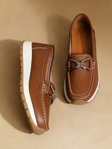 Neue Mode Designer Damen Loafer, handgefertigte Slip-On Lässig Schuhe mit Metall Schmetterling Dekor, Fahrschuh Mokassins, leicht atmungsaktiv mit weichem Lederobermaterial, bequemes Futter, rutschfeste Gummisohle, leise Krankenschwester/Arzt Flache Schuhe, geeignet für Kleider, Jeans, tägliches Gehen, Outdoor, Frühling/Sommer/Herbst, Geschenk für Mittelalter, Jung, Studenten - Braun - Übersicht 10