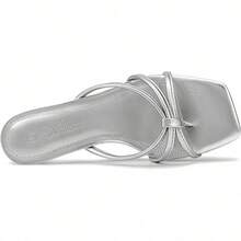 Athlefit Women's Strappy Kitten Heels Square Toe Flip Flop Low Heels Slip On Thong Heeled Sandals - 銀色 - 查看 3