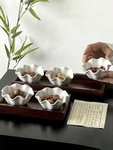 1pc/2pcs/4pcs Japanese Style Simple White Ceramic Bowls, Rolled Edge Sauce Dishes, Hong Kong Style Dessert Fruit Salad Bowls, Flower Shaped Ice Cream Pudding Bowls - Multicolor - View 2