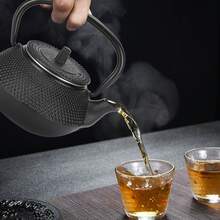Cast Iron Tea Pot 0.3L Home Use Kettle with Strainer Modeled On Japanese Tea Boiler - Negro - Ver 8