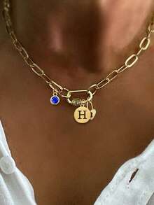 1件 STYLEVER 金色字母吊坠项链，配蓝色钻石吊坠和不锈钢链，适合工作、日常生活、派对、宴会和舞会等场合，是一款独特而奢华的女士项链。 - 金黃色 - 查看 16