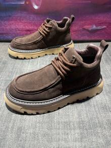 Zapatillas de moda casuales con suela gruesa para hombres, zapatos deportivos de media altura livianos y cómodos de alta calidad, adecuados para todas las estaciones