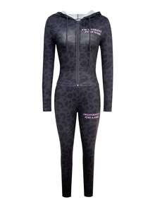 LovelyWholesale 女士休闲连帽抽绳豹纹字母拉链运动套装，包含上衣和修身打底裤，适合秋季穿着 - 黑色 - 查看 4