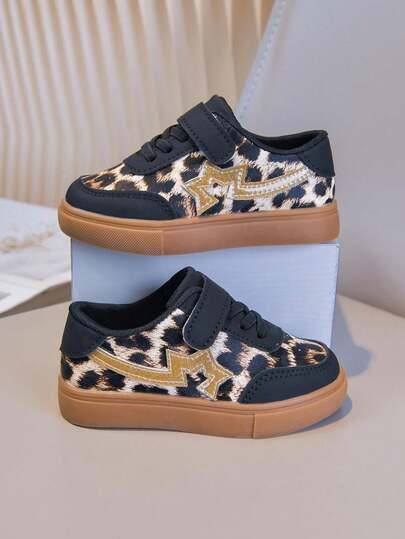 1 Pair Kids Classic Leopard Print Star Decor Flat Outdoor Casual Round Toe Sports Running Shoes, Suitable For All Seasons