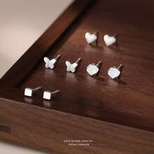 1pc S999 Sterling Silver Matte Butterfly Ear Stud, Minimalist Heart Design, Elegant Earring - White Gold - View 1
