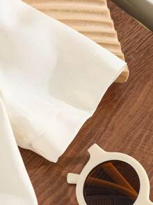 Set de 2 piezas: Camisa de manga corta con botones y estampado para niños pequeños, con tela a rayas texturizada. Pantalones cortos de unicolor con cintura elástica, adecuado para uso diario casual y salidas - Albaricoque - Ver 6