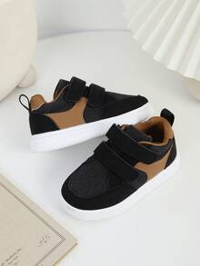 1双儿童软底复古帆布鞋，儿童休闲运动鞋，带魔术贴搭扣 - 黑色 - 查看 5