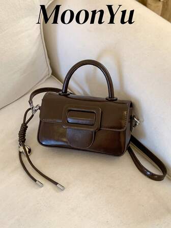 Handväska med fyrkantig klaff för kvinnor, axelremsväska, elegant kaffefärgad, lämplig för shopping, pendling