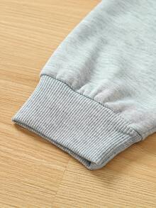 Dream Keep Calm Look Amazing Cityscape Graphic Sweatshirt For Women Casual Wear Cozy Outfit With Inspirational Quotes And Urban Design Perfect For Everyday Comfort And Style - Light Grey - View 4