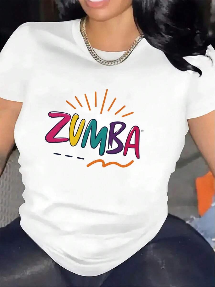 Camiseta gráfica de Zumba para mujeres - Camiseta de manga corta en blanco y negro con diseño colorido de Zumba, ajuste cómodo, tela duradera, ligera y transpirable para gimnasio, clases de baile y sesiones de fitness, ropa de gimnasio | Camiseta de Estampado Vibrante | Tela de Estiramiento Medio, Zumba, Camiseta para Mujeres, Top para Mujeres - Blanco - Ver 1