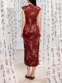 女士精致串珠东方旗袍，饰有华丽的立领、隐形拉链和修身设计，适合人像摄影、传统文化节庆、盛大晚宴、正式晚宴、婚礼庆典以及艺术或文化聚会等场合。 - 紅色 - 查看 2