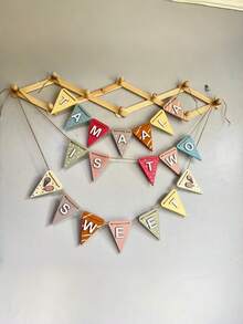 1pc Personalized Wooden Triangle Flag, Wooden Banner, Customized Name Triangle Flag, Holiday Cabin Decor, Christmas Tree Decor, Nordic Style Triangle Flag, Merry Christmas Banner, DIY Christmas Wreath. Suitable For Various Decoration Scenarios, Such As Garden, Bedroom, Room, Wedding, Birthday, Party, Etc. - Multicolor - View 4