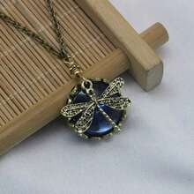 Vintage Bohemian Carved Dragonfly Pendant Necklace, A Fashionable Women's Pendant Necklace Suitable For Everyday Wear, Parties, And Holiday Occasions. - 藏蓝色 - 查看 4