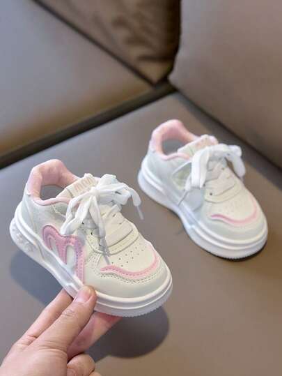 1 par de zapatos deportivos casuales para niños decorados en blanco y rosa, con parte superior de cuero, transpirables, cómodos, con cierre de , adecuados para primavera/verano, todo el año, zapatos para niños pequeños/niños