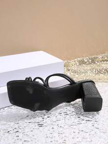 1 Pair Women's Strap Criss-Cross Thick High Heel Sandals, French Style Suitable For Summer, Party, Dress Matching, Versatile - Black - View 6