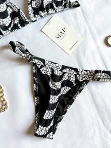Printed Triangle Bikini Top, Copacabana Style, Thong Bottom With Adjustable Straps - 科帕卡巴納印花 - 查看 2