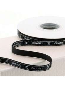 1厘米宽印花缎带，柔软顺滑的涤纶材质，适用于插花、花束捆扎、生日蛋糕装饰、礼品盒包装、手工DIY、发饰、节日装饰、婚礼及派对餐桌装饰，适用于情人节、圣诞节、母亲节、新年、开业庆典等各种场合。 - 彩色 - 查看 3