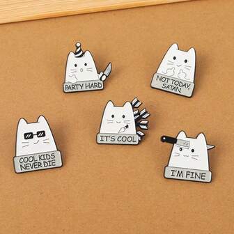 1 broșă drăguță cu pisică albă care ține un cuțit, accesoriu de modă