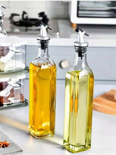 1pc Kitchen Glass Oil & Vinegar Bottle - Leak-Proof Spout Seasoning Bottle, Olive Oil & Vinegar Bottle With Funnel, Square Design, Suitable For Olive Oil, Seasonings - Durable, Space-Saving, Kitchen Household Seasoning Bottle, Portable, Great For Cooking
