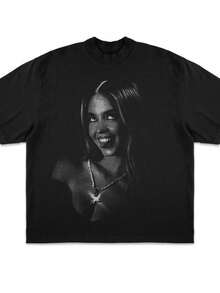 Sydney Sweeney Halftone PNG Oversize 16x20 Shirt Graphic For Black Shirts High-Resolution Digital D - 黑色 - 查看 1