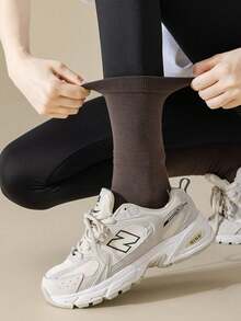 1双简约日常纯色女士普拉提袜 专业瑜伽袜 小腿袜 健身舞蹈压力运动中筒防滑袜 - 彩色 - 查看 6