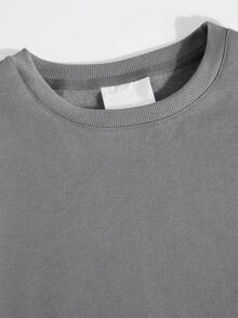 Moletom masculino quente com tema natalino, em algodão, forro quente, gola redonda, modelagem ampla, estilo casual e versátil, ideal para o outono/inverno e para o frio. Manga longa.