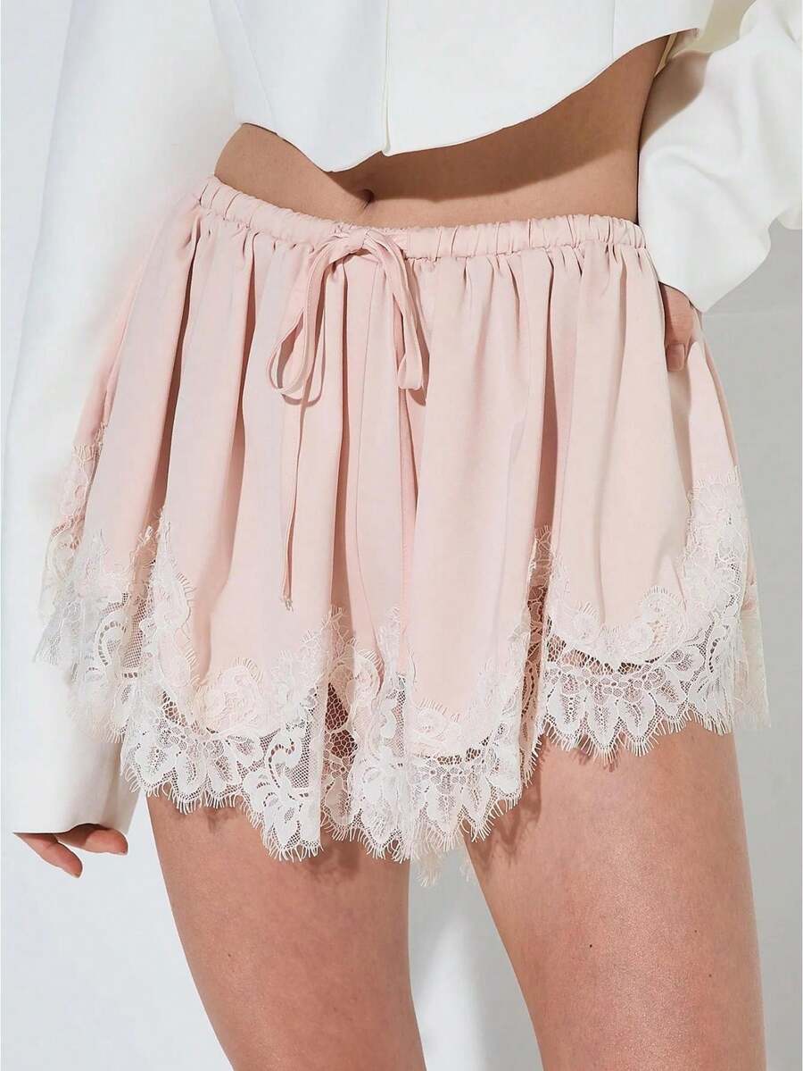 Women Spring And Summer Satin Silk Lace Shorts Low Rise Micro Mini Shorts Irregular Hem Coquette Lounge Half Slip Pj Bottoms French Knickers - 粉色 - 查看 1