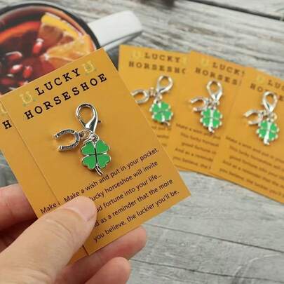 2pcs/5pcs Vintage Lucky Horseshoe & Four-Leaf Clover Charm - Durable Zinc Alloy Good Luck Keychain With Lucky Horseshoe & Clover Design, Ideal For Bags, Cars, Anniversaries & Holiday Gifts, Perfect For St. Patrick's Day