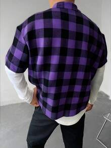 WAIT HIM Camisa casual de manga corta con estampado de cuadros para hombres - Morado - Ver 6