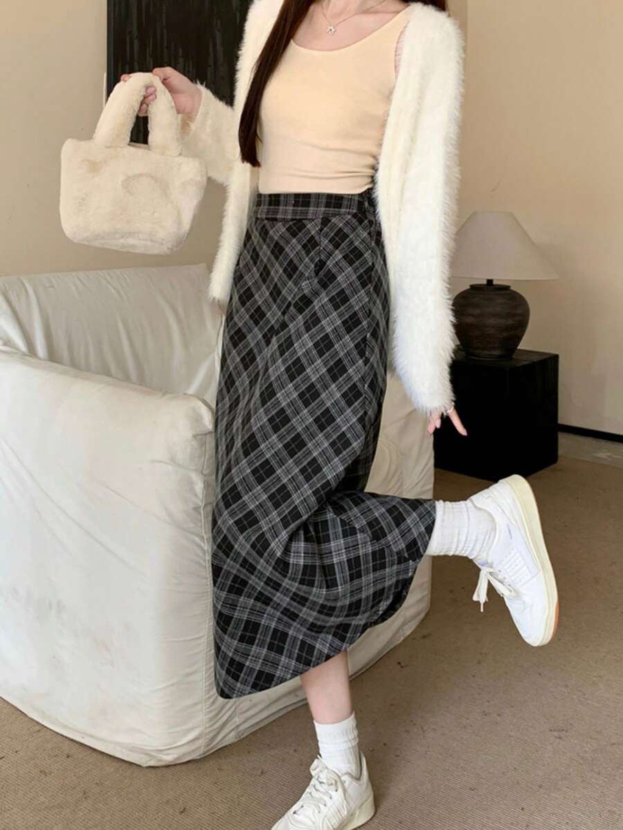 [Y6Y] Women's Black & Gray Casual Elegant Long A-Line Plaid Woven Skirt, Suitable For Spring/Summer - Black - View 1