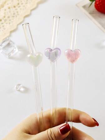 1/2 st färgglada hjärtformade sugrör i glas, handgjorda böjda sugrör lämpliga för bubbelte/kaffe/cocktails. Romantisk rekvisita för alla hjärtans dag-dejt/520-fest, matchande temarestaurang, en omtänksam present till nära och kära! Stämningsskapande föremål, iögonfallande tillbehör för kaféer och barer, bärbar söt rekvisita för utomhusresor