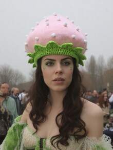 1pc Adorable Red Strawberry Design Knitted Beanie Hat For Women, Handmade Crochet Warm Cap For Autumn & Winter Daily Casual Wear Hat Valentine's Day - Red - View 11