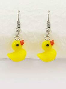 زوج من أقراط البطة الصفراء الصغيرة من الراتنج، تصميم فريد، إبداعي، مضحك، أقراط قلادة بطة كرتونية ثلاثية الأبعاد بطراز ريفي، مناسبة للحفلات والاستخدام اليومي والأقراط المتميزة الإصدار المحسن - أصفر - مشاهدة 4